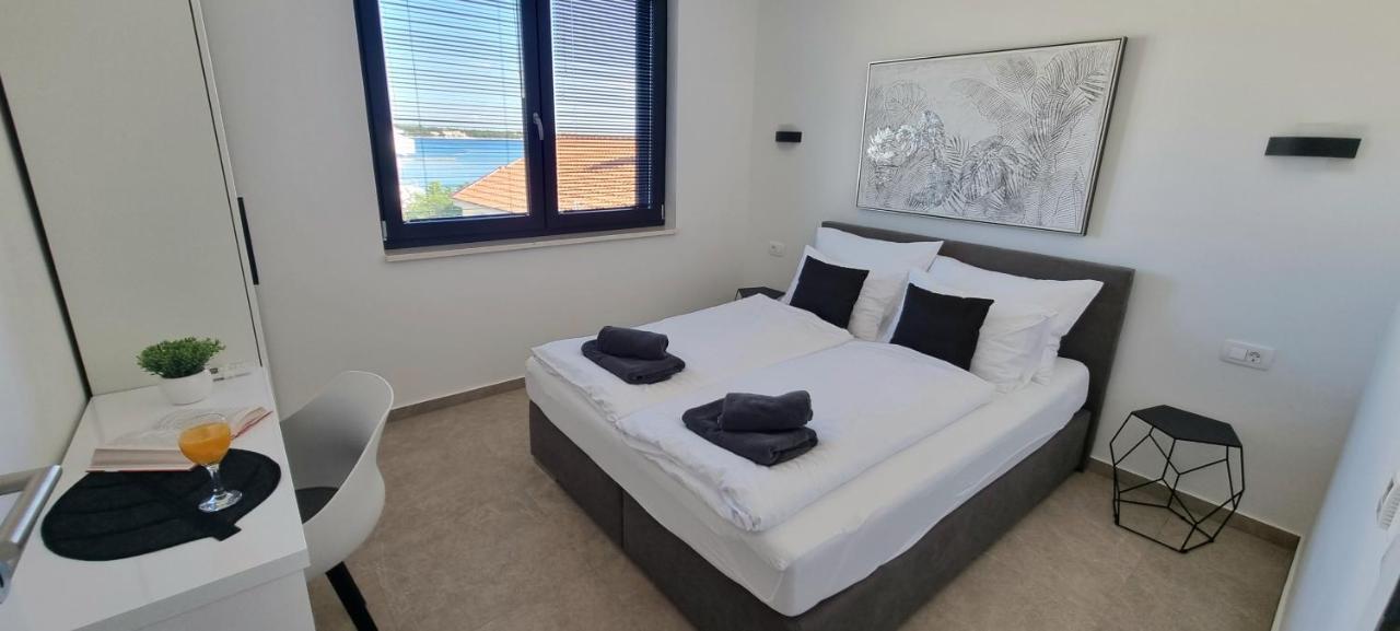 Dinary Penthouse Apartment ヴィル エクステリア 写真