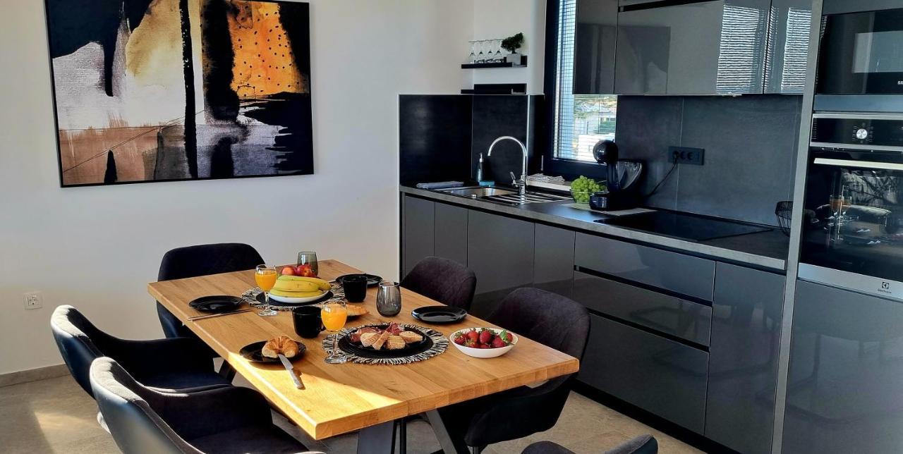 Dinary Penthouse Apartment ヴィル エクステリア 写真